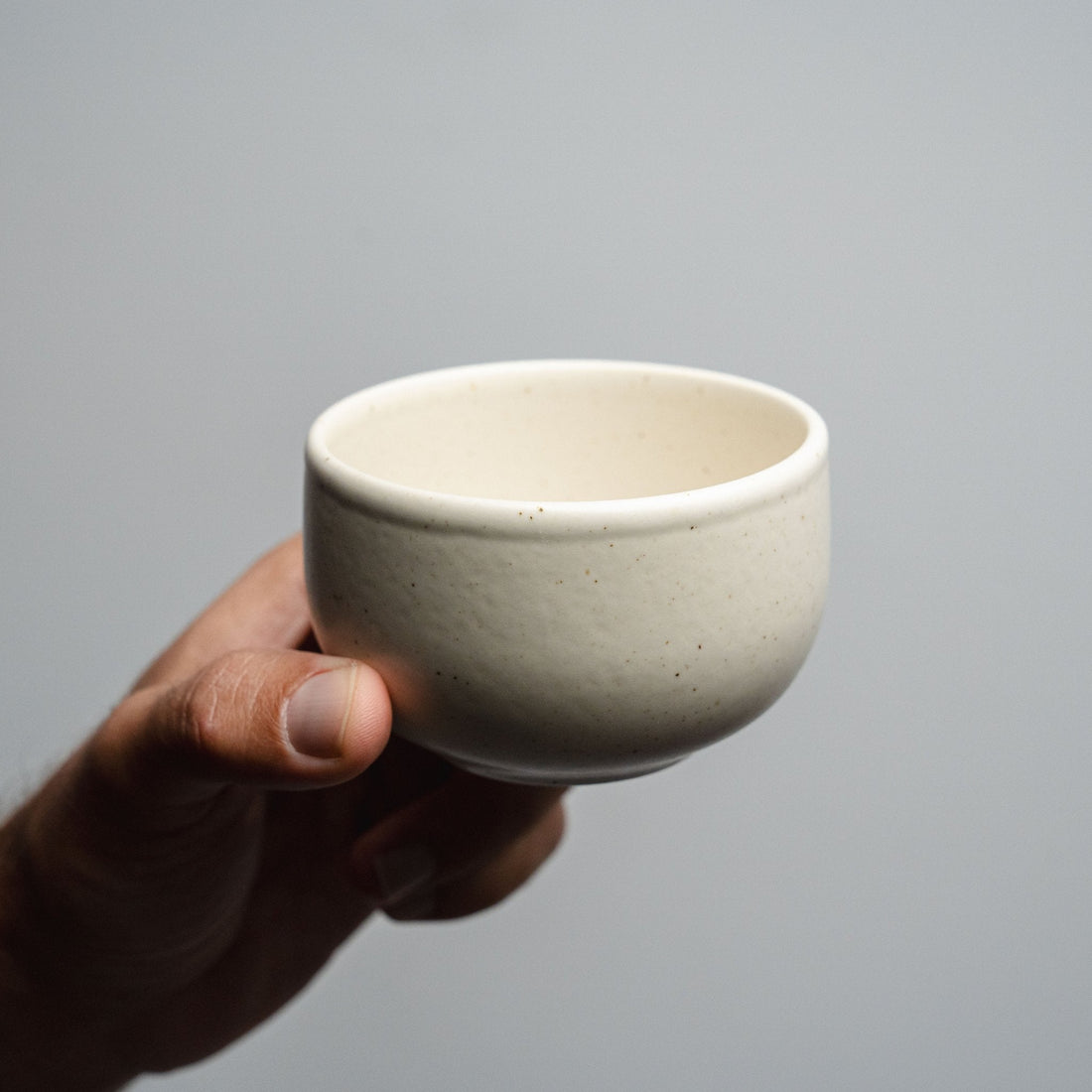 Handcrafted Ceramic Mugs: How to Choose the Right One for Your Favorite Drink