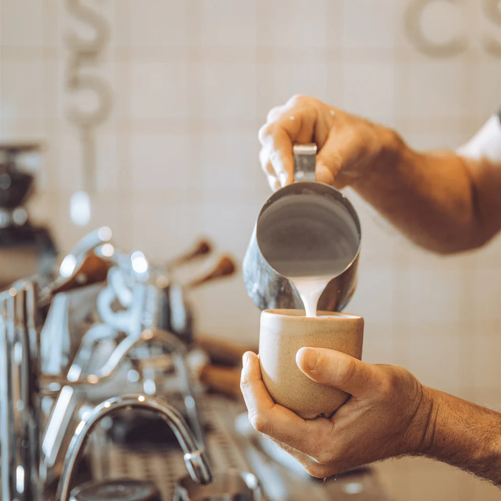 Saturn | Flat white Cup - 5.9 oz